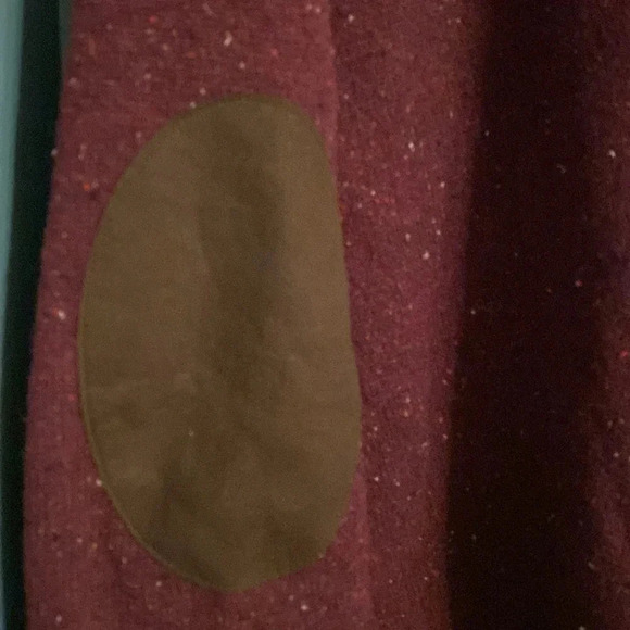 J. Crew mens lambs wool sweater - XL - faux Leahter elbow patches - maroon - Picture 6 of 6